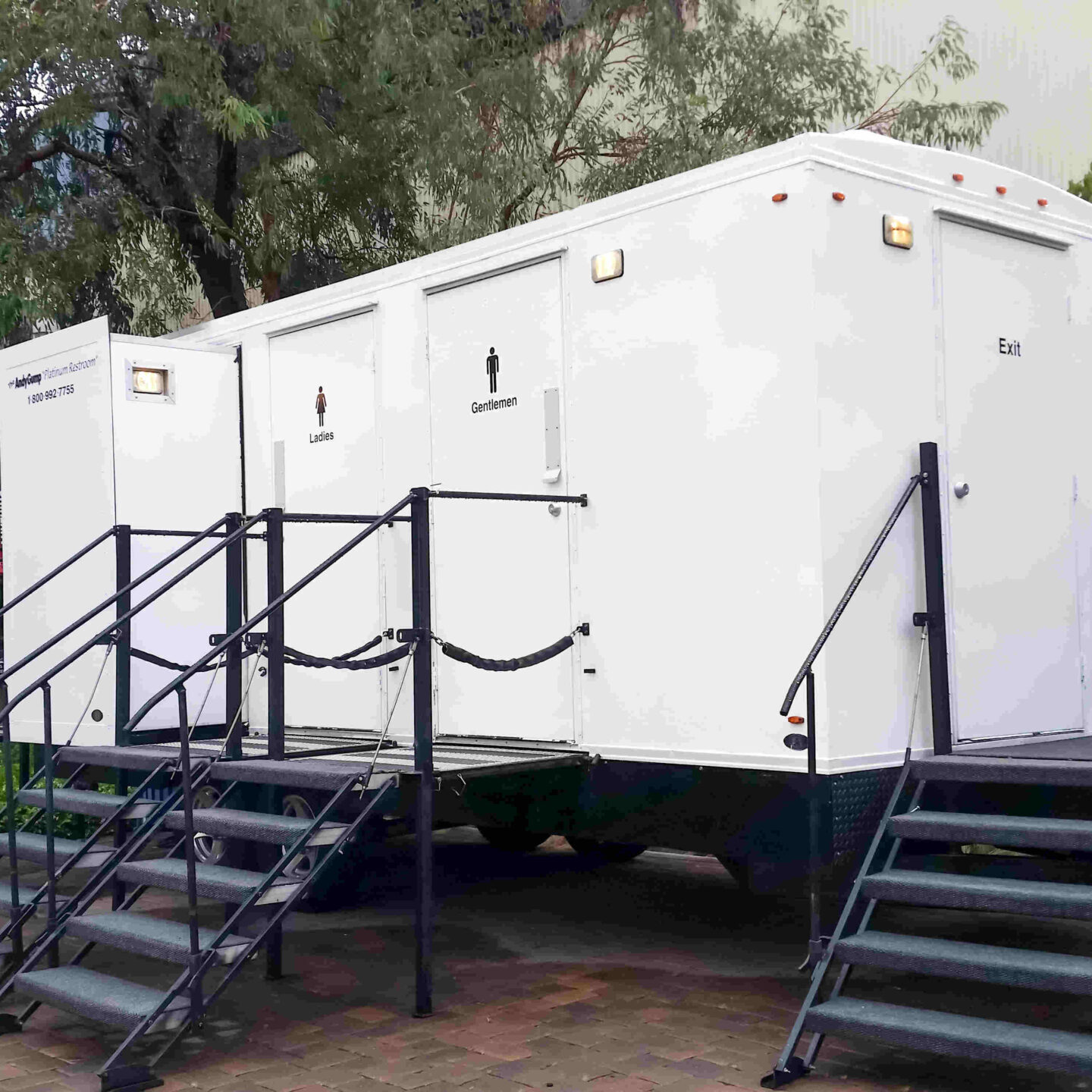 shutterstock_1486309844 (2) (1)